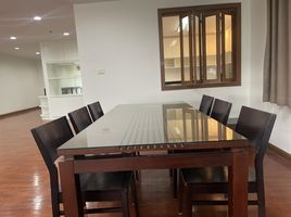 3 Bedroom Apartment for rent at Baan Suanpetch, Khlong Tan Nuea