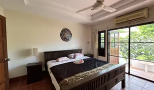 4 Bedrooms Townhouse for sale in Nong Kae, Hua Hin 