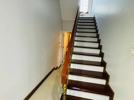 3 Schlafzimmer Villa zu vermieten im Pimpichada , San Klang