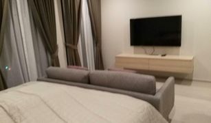 1 Bedroom Condo for sale in Lumphini, Bangkok Noble Ploenchit