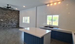 Вилла, 3 спальни на продажу в Huai Sak, Чианг Рай 