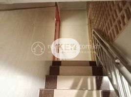 10 Bedroom Apartment for sale at Flat house for sale , Tuol Svay Prey Ti Muoy, Chamkar Mon