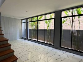 4 Schlafzimmer Haus zu vermieten im Baan Maneekram-Jomthong Thani, Wichit, Phuket Town, Phuket