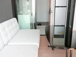 1 Schlafzimmer Wohnung zu vermieten im Chewathai Residence Asoke, Makkasan