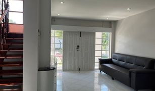 3 Bedrooms House for sale in Nong Bon, Bangkok Aekpailin Village 