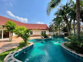 4 Bedroom Villa for sale at Nirvana Pool Villa 1, Nong Prue, Pattaya