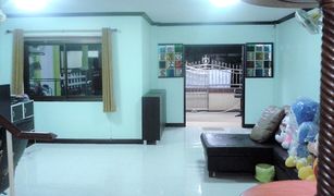 Таунхаус, 3 спальни на продажу в Патонг, Пхукет Baan Kaseamsarp 2