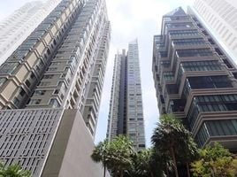 1 Bedroom Condo for sale at The Emporio Place, Khlong Tan