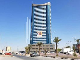 2 बेडरूम अपार्टमेंट for sale at Conquer Tower, Sheikh Maktoum Bin Rashid Street