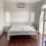 ทาวน์เฮ้าส์ 3 ห้องนอน ให้เช่า ในโครงการ พาร์คเวย์ ชารเล่ต์ วิลเลจ, มีนบุรี, มีนบุรี