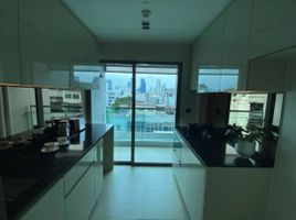 1 спален Кондо на продажу в The Room Charoenkrung 30, Bang Rak