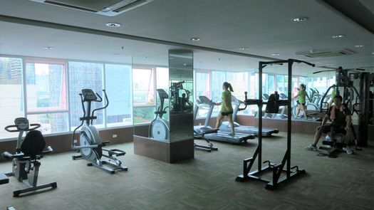 Fotos 1 of the Fitnessstudio at Sukhumvit Living Town