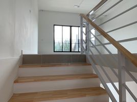 3 Bedroom House for rent at The Connect Suvarnabhumi 4, Racha Thewa