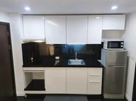 คอนโด 1 ห้องนอน ให้เช่า ในโครงการ เดอะ ไตเติ้ล วี, ราไวย์, เมืองภูเก็ต, ภูเก็ต