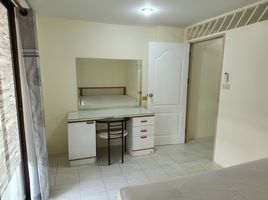 1 Bedroom Apartment for rent at Bodin Suite Home, Phlapphla