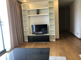 2 Schlafzimmer Wohnung zu vermieten im Via Botani, Khlong Tan Nuea, Watthana