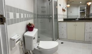 2 Bedrooms Condo for sale in Bang Phongphang, Bangkok SV City Rama 3