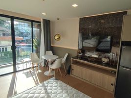 Studio Apartment for sale at The Beach Condotel, Karon, Phuket Town