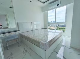 1 Bedroom Condo for sale at The Empire Tower, Nong Prue