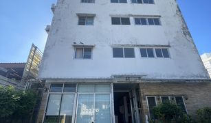 60 chambres Appartement a vendre à Bang Chak, Bangkok Puengmee