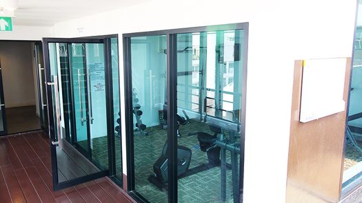 Fotos 1 of the Fitnessstudio at Le Cote Thonglor 8