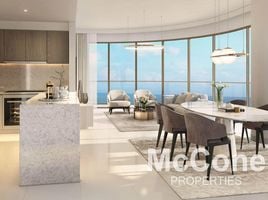 1 बेडरूम अपार्टमेंट for sale at Grand Bleu Tower, EMAAR Beachfront