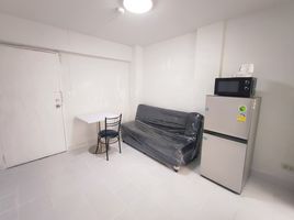 1 Schlafzimmer Wohnung zu vermieten im Century Park Condominium, Chomphon, Chatuchak, Bangkok