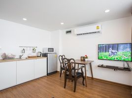 Студия Кондо в аренду в The Suites Apartment Patong, Патонг