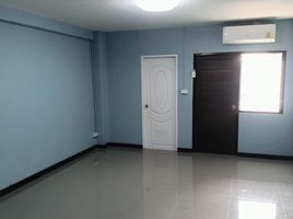 Studio Apartment for rent at T.K Mansion, Bang Kraso