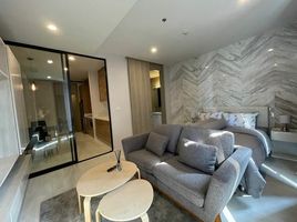 1 Bedroom Condo for rent at Noble Ploenchit, Lumphini