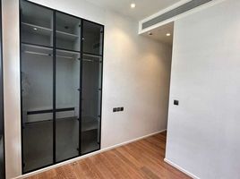 2 Bedroom Apartment for sale at Muniq Langsuan, Lumphini