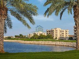 1 बेडरूम अपार्टमेंट for sale at Golf Apartments, Al Hamra Village