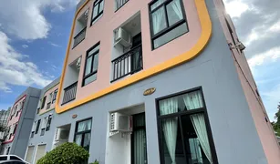 Здания целиком, 44 спальни на продажу в Nong Prue, Паттайя 