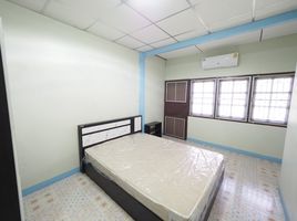 2 Bedroom Townhouse for sale in Chon Buri, Thung Sukhla, Si Racha, Chon Buri