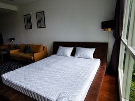 Studio Condo for sale at The Address Chidlom, Lumphini