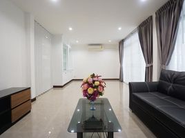 4 Schlafzimmer Reihenhaus zu vermieten in Din Daeng, Din Daeng, Din Daeng