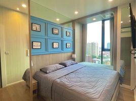 2 Schlafzimmer Wohnung zu vermieten im Whizdom Essence, Bang Chak, Phra Khanong, Bangkok