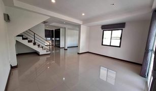 3 Bedrooms House for sale in Nam Phrae, Chiang Mai Permsub Village Hang Dong