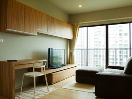 1 Bedroom Condo for rent at Noble Refine, Khlong Tan