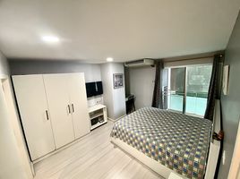 2 Schlafzimmer Wohnung zu verkaufen im Rimhad Condo, Cha-Am