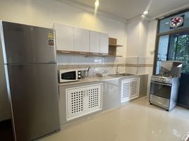 3 спален Кондо в аренду в Swasdi Mansion, Khlong Toei Nuea