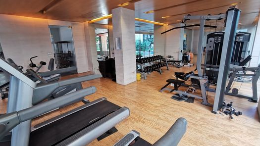 Fotos 1 of the Fitnessstudio at Raveevan Suites