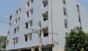 74 chambres Hotel a vendre à Khlong Nueng, Pathum Thani 