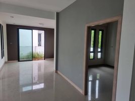 3 Bedroom Villa for sale in Krabi, Khao Phanom, Khao Phanom, Krabi