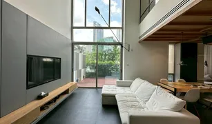 2 Bedrooms Condo for sale in Phra Khanong, Bangkok Ashton Morph 38