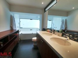 4 Bedroom Apartment for sale at AVENUE 39 # 5D 2, Medellin