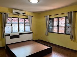 2 Schlafzimmer Haus zu verkaufen im Moo Baan Pimuk 1, San Sai Noi