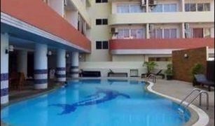 2 Bedrooms Condo for sale in Na Kluea, Pattaya Golden Pattaya Condominium