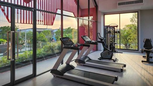 รูปถ่าย 1 of the Fitnessstudio at เวนิว ไอดี มอเตอร์เวย์-พระราม9