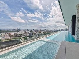 2 Bedroom Condo for sale at Life Rama 4 - Asoke, Khlong Toei, Khlong Toei